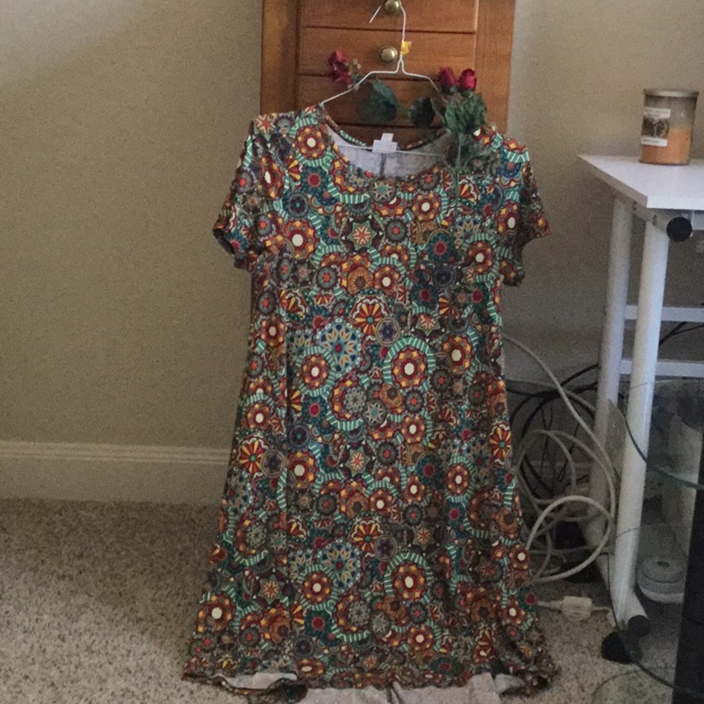 Pattered T-shirt dress.